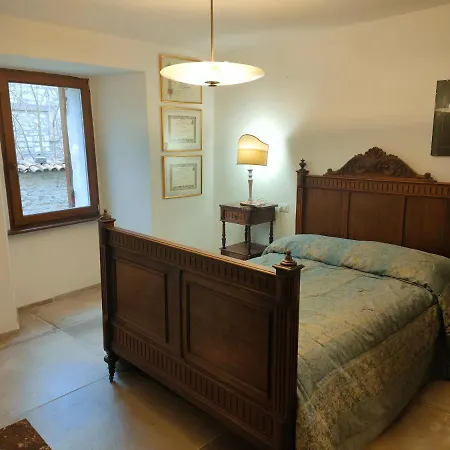 Alojamento de Acomodação e Pequeno-almoço Raphael House 3*