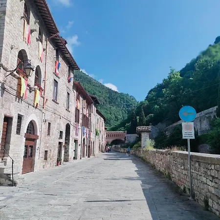 Raphael House Gubbio