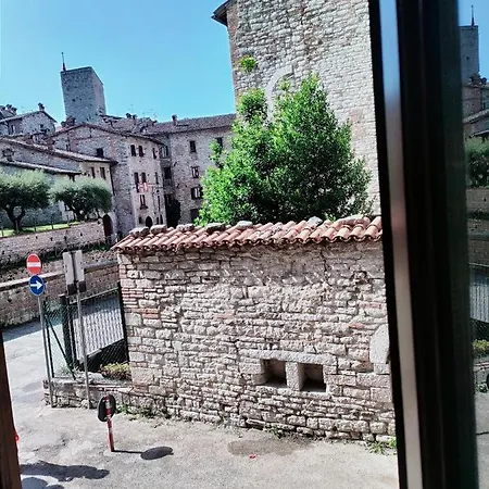 Raphael House B&B 3*