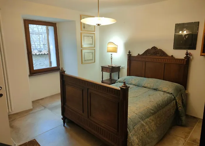 Bed & Breakfast Raphael House 3*