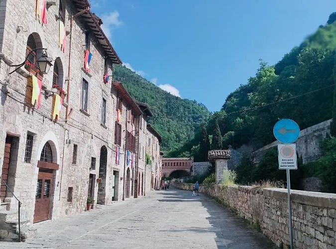 Raphael House Gubbio