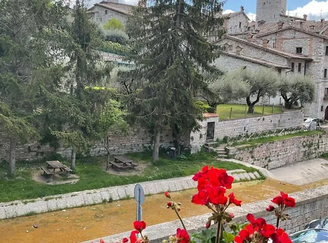 Raphael House Bed & Breakfast Gubbio